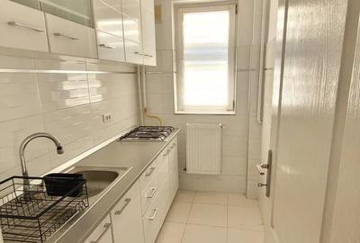380 Euro! Ap 2 camere, Podu Ros, modern, renovat - 2
