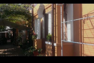 Casă cu 4 camere în Central - 6