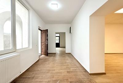 Spațiu comercial de închiriat – artera principală în nordul orașului. - 6