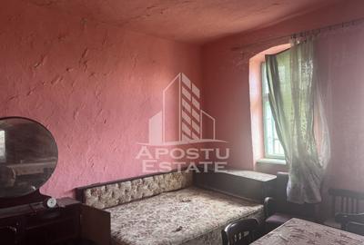 Casa veche cu teren de 2518 mp - 8