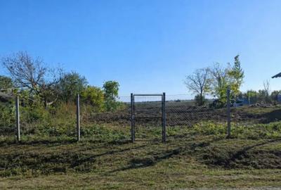 Teren de 1500 mp, în Central - 3