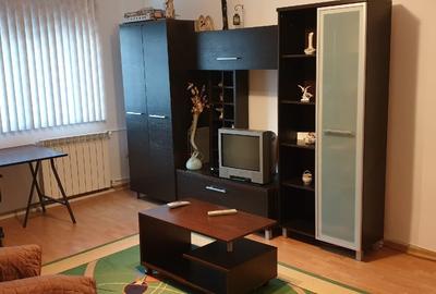 Apartament cu 3 camere decomandat, mobilat în Central - 3