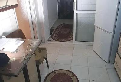 Apartament cu 3 camere în Tecuci - 1