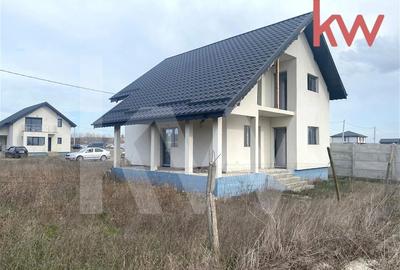 Casă individuală cu 4 camere cu Canalizare în Șimnicu de Jos - 1