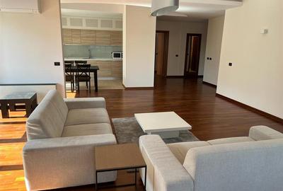 Apartament cu 3 camere semidecomandat în Primăverii - 3