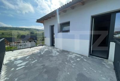 Duplex cu 4 camere cu Canalizare în Corușu - 13