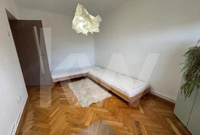 Apartament cu 4 camere semidecomandat, mobilat în Ștrand - 2