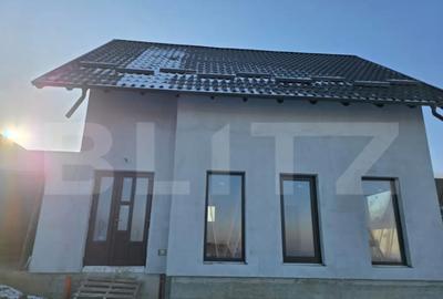 Casă cu 4 camere în Central - 13