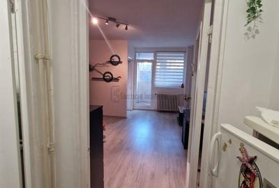 Garsonieră_28 mp_bucatarie inchisa_balcon_metrou Iancului - 6