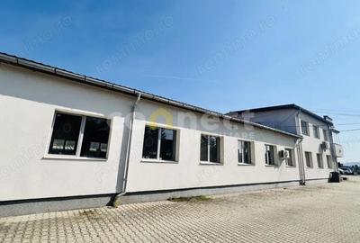 Spațiu comercial, de 240 mp, în Luna - 15