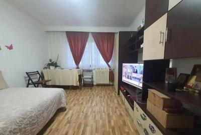 Garsonieră semidecomandată în Sud - 2