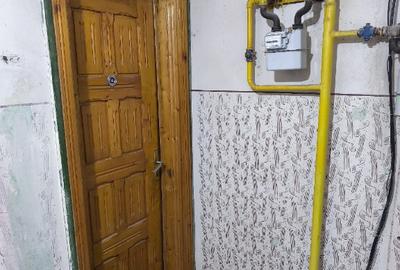 Apartament 3 camere situat in Bumbe?ti Jiu str. Garii - 4