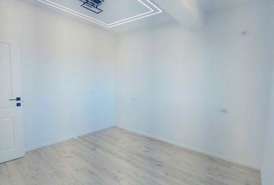Casă cu 5 camere cu Canalizare în Central - 8