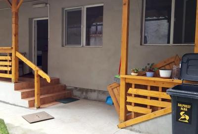 Casă cu 3 camere cu Teren 550 Mp în Central - 2