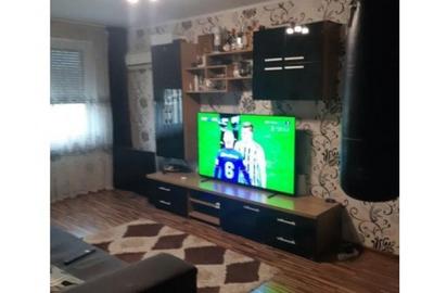 Apartament cu 3 camere decomandat în Apărătorii Patriei - 3