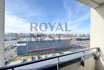 Apartament cu 3 camere decomandat în Tractorul - 18