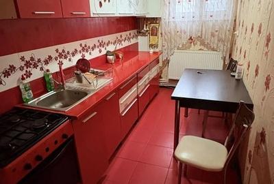 Apartament cu 3 camere decomandat în Petros - 5