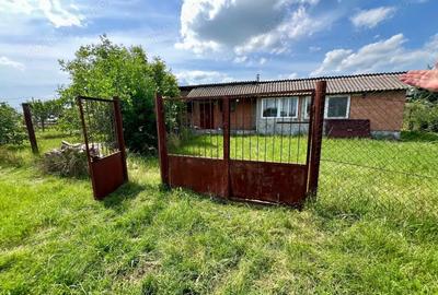 Proprietar, fara comision, teren+constructie, situata in localitatea Dinias,22km de Timisoara - 1