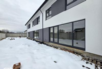 Casă cu 4 camere cu Canalizare în Bartolomeu - 4