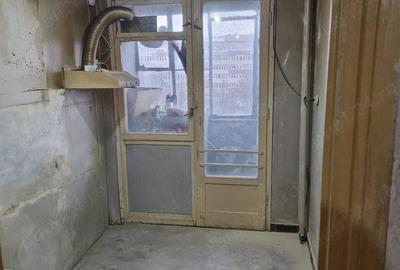 Apartament cu 3 camere semidecomandat în Eroii Revoluției - 6