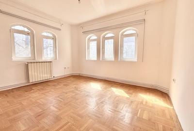 Ideal Birouri cu curte de inchiriat zona Floreasca - 2