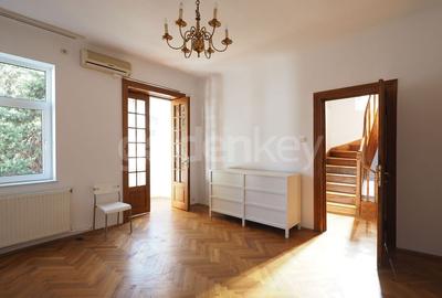 Vila nemobilata cu 4 camere si curte proprie - 4