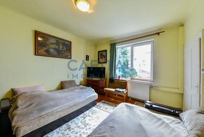 Imobil, 2 apartamente suprafata 35 mp fiecare, mansarda amenajata, ultracentral Imobil, 2 apartamente suprafata 35 mp fiecare, mansarda amenajata, ultracentral - 4