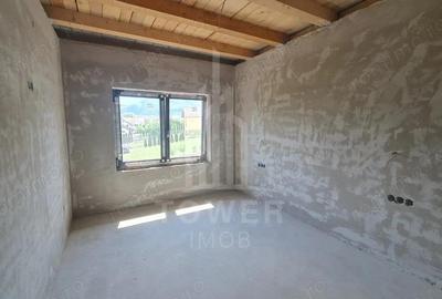 Casa de vanzare la Poplaca . Comision 0% - 5