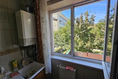 Apartament 2 camere ,etaj 1,zona Posta Veche-Clinica MedLife - 10