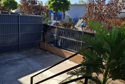 Apartament cu 3 camere cu loc de parcare si curte proprie -de vanzare - 9