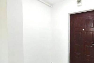 Garsoniera decomandat - zona Noua - 11