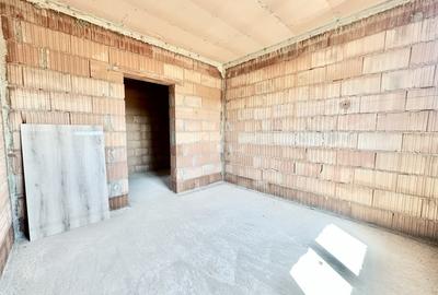 Duplex cu 4 camere cu Canalizare în Moșnița Nouă - 12