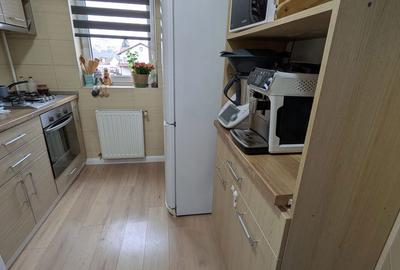 Apartament cu 3 camere decomandat în Turnișor - 3