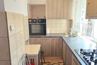 Apartament cu 2 camere decomandat în Micro 15 - 3