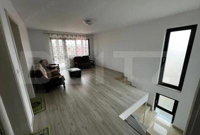 Casă cu Teren 470 Mp în Teiu - 3