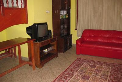 Casă cu Teren 500 Mp în Valea Alba - 1