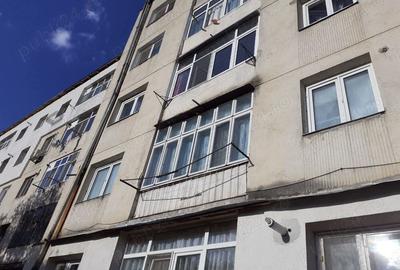 Apartament Cina Husi - 1