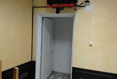 Spațiu comercial, de 125 mp, în Central - 1
