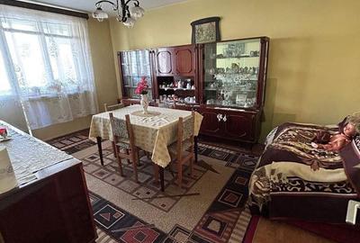 Apartament cu 3 camere decomandat în Central - 6