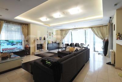 Vila cu 7 camere inconjurata de verdeata | piscina | 1178mp teren - 2