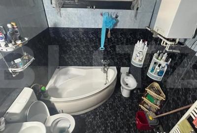 Spațiu comercial, de 300 mp, în Central - 8