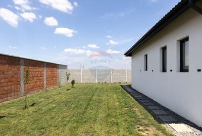 Casă individuală cu 3 camere cu Teren 326 Mp în 6 Vânători - 20