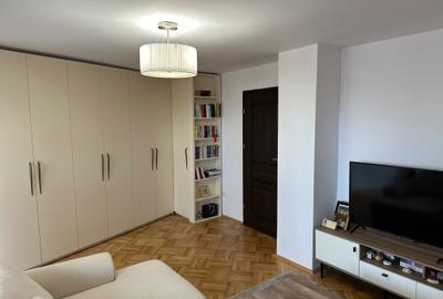 Apartament cu 2 camere decomandat în Simion Bărnuțiu - 12