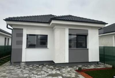 Casă cu 3 camere cu Teren 300 Mp în Odoreu - 2