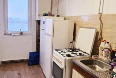 Apartament 2 camere, zona centrala, lift, balcon generos - - 6