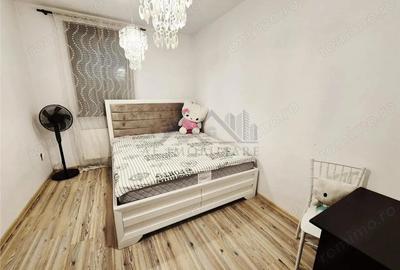 Casa tip duplex spatioasa cu garaj - 2