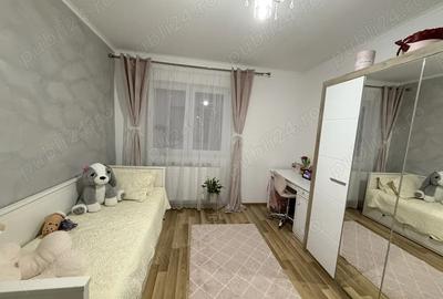 Apartament de vanzare - 3