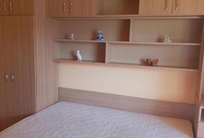 Garsonieră decomandată în Decebal - 2