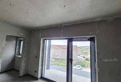 Casă cu 4 camere cu Teren 400 Mp în Tomești - 8