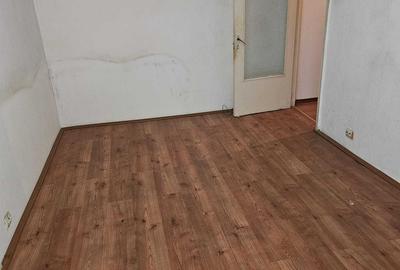 Apartament cu 3 camere semidecomandat în Central - 4